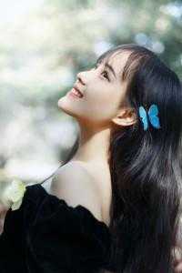 穿成青楼老鸨，把禁欲太子糟蹋了全局