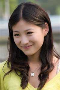 拯救恶毒女配姐姐，我反被大佬盯上无错版