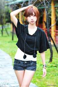 重生回首富夫人肚子里，妹妹被我卷哭了by