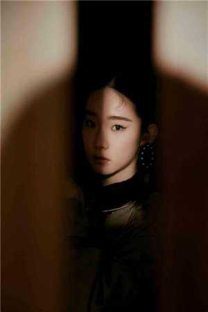 丈夫装穷，只为了供遗孀上大学好书