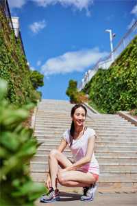 本想苟着当管事，结果被千金们倒追精品篇