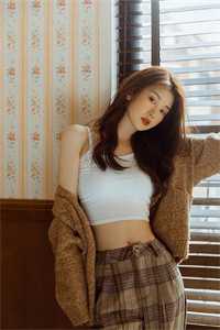 料峭港风吹人醒无删减