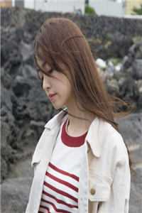 她徐娘半老，被太子殿下盯上了？在线