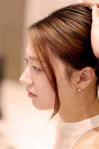 繁华未尽，此情无计全文章节