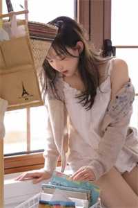 完虐绿茶白莲，被毒舌校霸亲到脸红人气小说