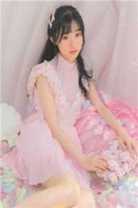 满梧桐月，徘徊缺明已完结