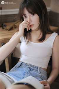 婚礼当天未婚妻助理把戎装换成和服，我反手掏出打火机的小说