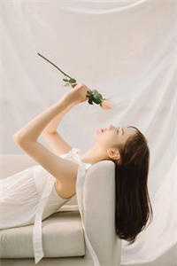 情思锁于深秋巷热门推荐