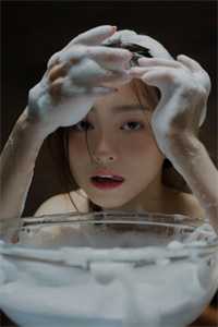 女友将我骗到黑工厂，却没想到厂长是我亲姐完本