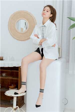 一灯破暗免费看