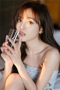 八年逃避，相爱的人难逃情劫最新热门小说