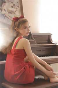 要命！皇帝当登徒子后日日翻墙前文+番外