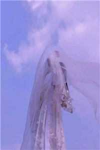 云端下别离的小说