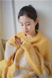 穿成瘫痪男主前妻，提离婚他疯了无广告