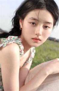 穿成瘫痪男主前妻，提离婚他疯了短篇小说阅读