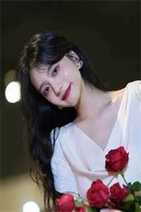 十万年终奖变一百，上岸市监署后我杀疯了的小说