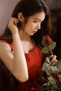 女友为竹马扮兔女郎，我转身和青梅结婚已完结版