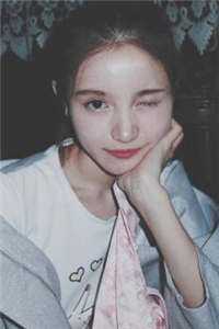 陪她看尽维港夜小说