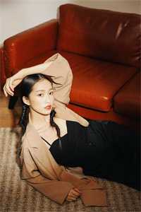 坠入朝雪暮云间热门小说