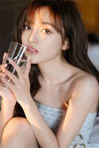 穿成全书白月光，钓系美人杀疯了抖音