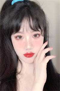 霍总，新婚腰可还行？柳年年霍铮小说